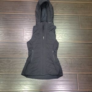Lululemon Another Mile Vest Black Womens Size 2 LW4BSCS Hooded 2nd Ed